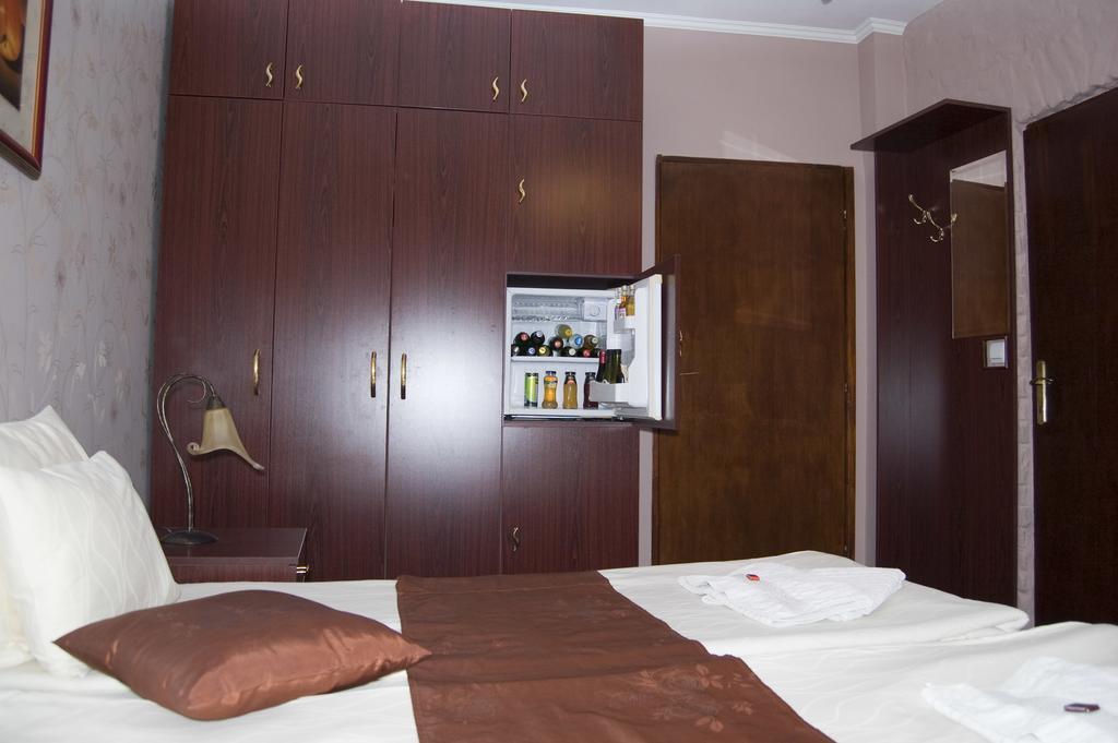 Guest House Prenociste Piccolina Sombor Zimmer foto