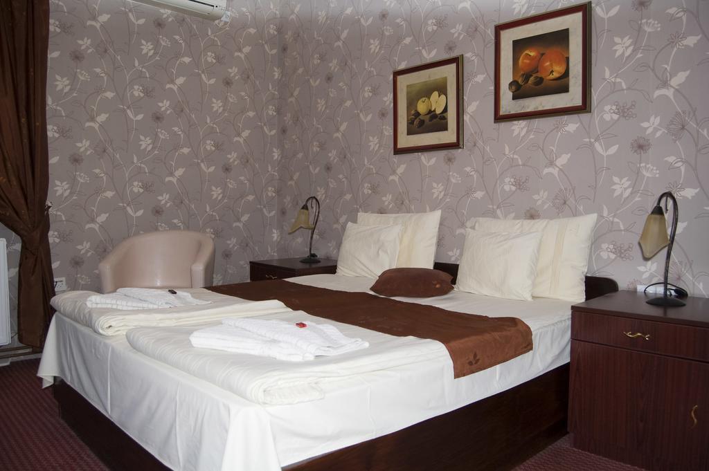 Guest House Prenociste Piccolina Sombor Zimmer foto